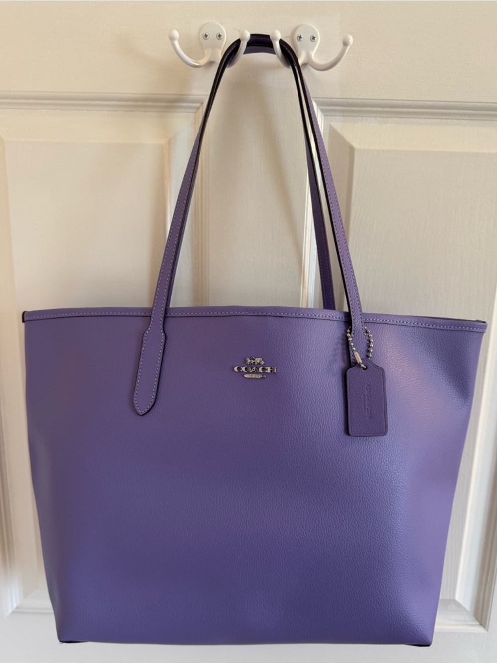 NWOT Coach lilac tote bag.  Gorgeous leather. Beautiful spring/summer color.